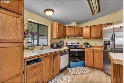 12450 SW Fischer Rd #216, Tigard, OR 97224 - Photo 10