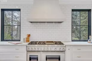 3830 NE Wistaria Dr, Portland, OR 97212 - Photo 20