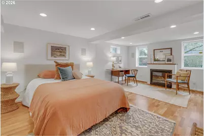 3830 NE Wistaria Dr, Portland, OR 97212 - Photo 32