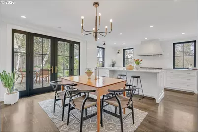 3830 NE Wistaria Dr, Portland, OR 97212 - Photo 14