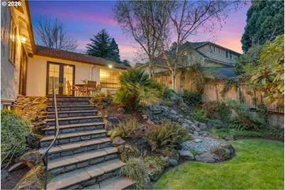 3830 NE Wistaria Dr, Portland, OR 97212 - Photo 46