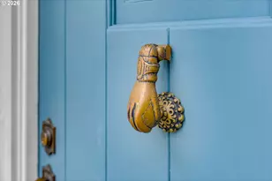 3830 NE Wistaria Dr, Portland, OR 97212 - Photo 6