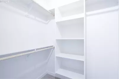 6537 SE Woodstock Blvd, Portland, OR 97206 - Photo 14