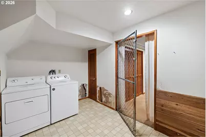 17295 SW Kemmer Rd, Beaverton, OR 97007 - Photo 32
