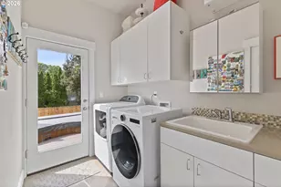 537 SE Spokane St, Portland, OR 97202 - Photo 16