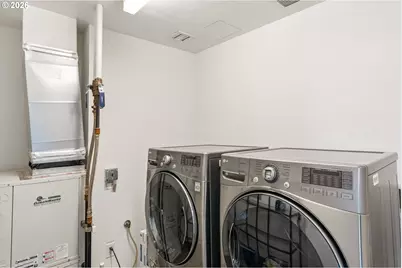 949 NW Overton St #402, Portland, OR 97209 - Photo 30