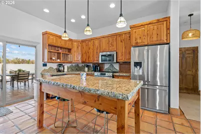 832 E Main St, Hermiston, OR 97838 - Photo 10