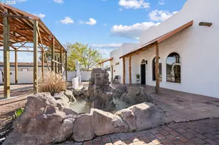 832 E Main St, Hermiston, OR 97838 - Photo 4