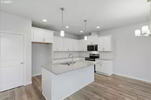 405 S Cedar St, Yamhill, OR 97148 - Photo 10