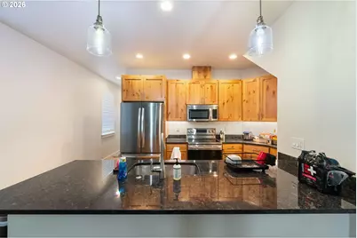752 Madison St, Coos Bay, OR 97420 - Photo 8
