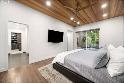 3115 SW Bennington Dr, Portland, OR 97205 - Photo 18