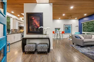 3115 SW Bennington Dr, Portland, OR 97205 - Photo 8