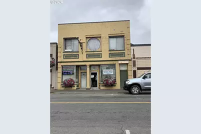 109 N Main St, Mount Angel, OR 97362 - Photo 1