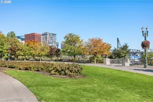 1930 S River Dr, Portland, OR 97201 - Photo 26