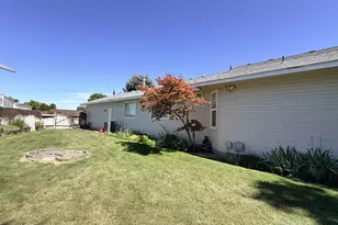 1590 SW Riverhill Dr, Hermiston, OR 97838 - Photo 6