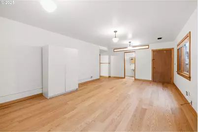 2705 NW Pettygrove St, Portland, OR 97210 - Photo 28