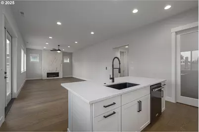 15208 SE Towers Ter, Milwaukie, OR 97267 - Photo 8