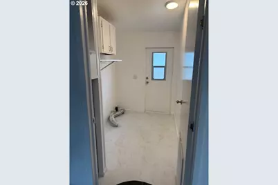 1400 Candlelight Dr #174, Eugene, OR 97402 - Photo 10