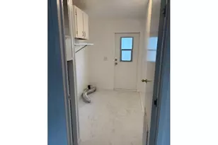 1400 Candlelight Dr, Eugene, OR 97402 - Photo 10