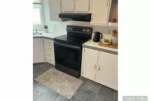 1400 Candlelight Dr, Eugene, OR 97402 - Photo 16