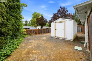 20350 SW Madeline Pl, Beaverton, OR 97078 - Photo 26