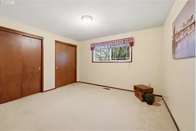 20350 SW Madeline Pl, Beaverton, OR 97078 - Photo 10