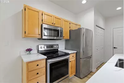 8115 NE Wilkins St, Hillsboro, OR 97006 - Photo 18