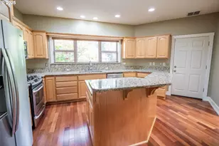 278 Rockridge Ct, Eugene, OR 97405 - Photo 10