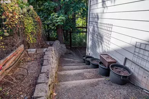 278 Rockridge Ct, Eugene, OR 97405 - Photo 40