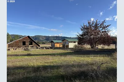 343 Little Mountain Rd, Trout Lake, WA 98650 - Photo 8