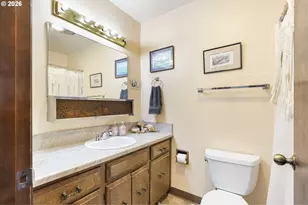 1622 E 9th St, The Dalles, OR 97058 - Photo 14