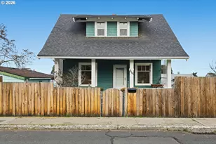 1117 E 9th St, The Dalles, OR 97058 - Photo 1
