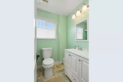 1117 E 9th St, The Dalles, OR 97058 - Photo 14