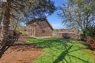 4411 Dillard Rd, Eugene, OR 97405 - Photo 28