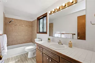 4411 Dillard Rd, Eugene, OR 97405 - Photo 12