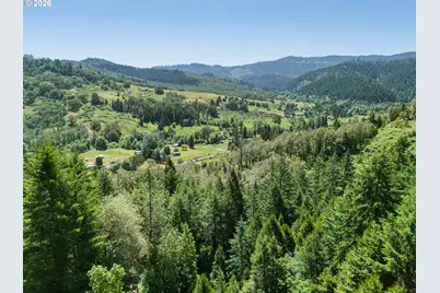 3707 Willis Creek Rd, Winston, OR 97496 - Photo 14