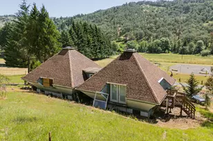 3707 Willis Creek Rd, Winston, OR 97496 - Photo 4