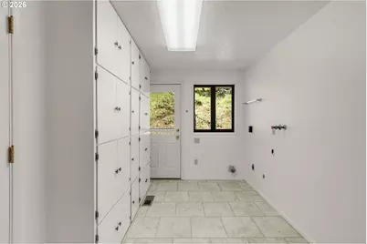 1386 Arcadia Dr, Roseburg, OR 97470 - Photo 30