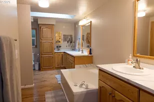 327 Southridge Dr, Florence, OR 97439 - Photo 22