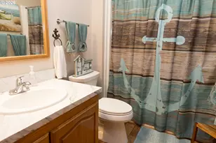 327 Southridge Dr, Florence, OR 97439 - Photo 28