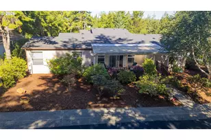 327 Southridge Dr, Florence, OR 97439 - Photo 2