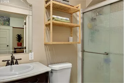 835 N Main Ave, Gresham, OR 97030 - Photo 26
