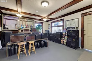 835 N Main Ave, Gresham, OR 97030 - Photo 6