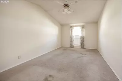 210 NW 111th Loop, Vancouver, WA 98685 - Photo 18