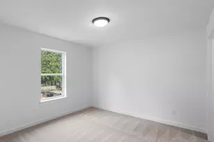 2250 NE 207th Pl, Fairview, OR 97024 - Photo 36