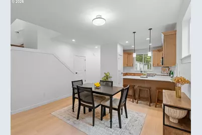 2250 NE 207th Pl, Fairview, OR 97024 - Photo 10