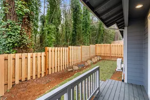 2250 NE 207th Pl, Fairview, OR 97024 - Photo 32
