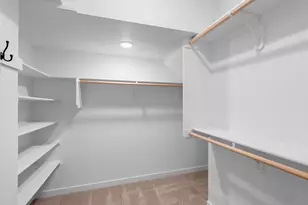 2250 NE 207th Pl, Fairview, OR 97024 - Photo 16