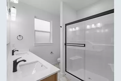 2250 NE 207th Pl, Fairview, OR 97024 - Photo 24