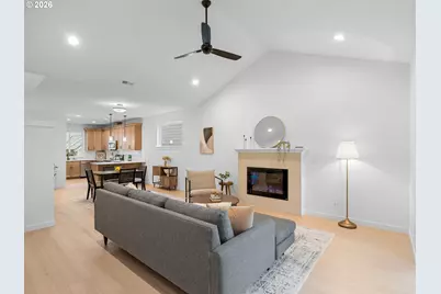 2250 NE 207th Pl, Fairview, OR 97024 - Photo 18